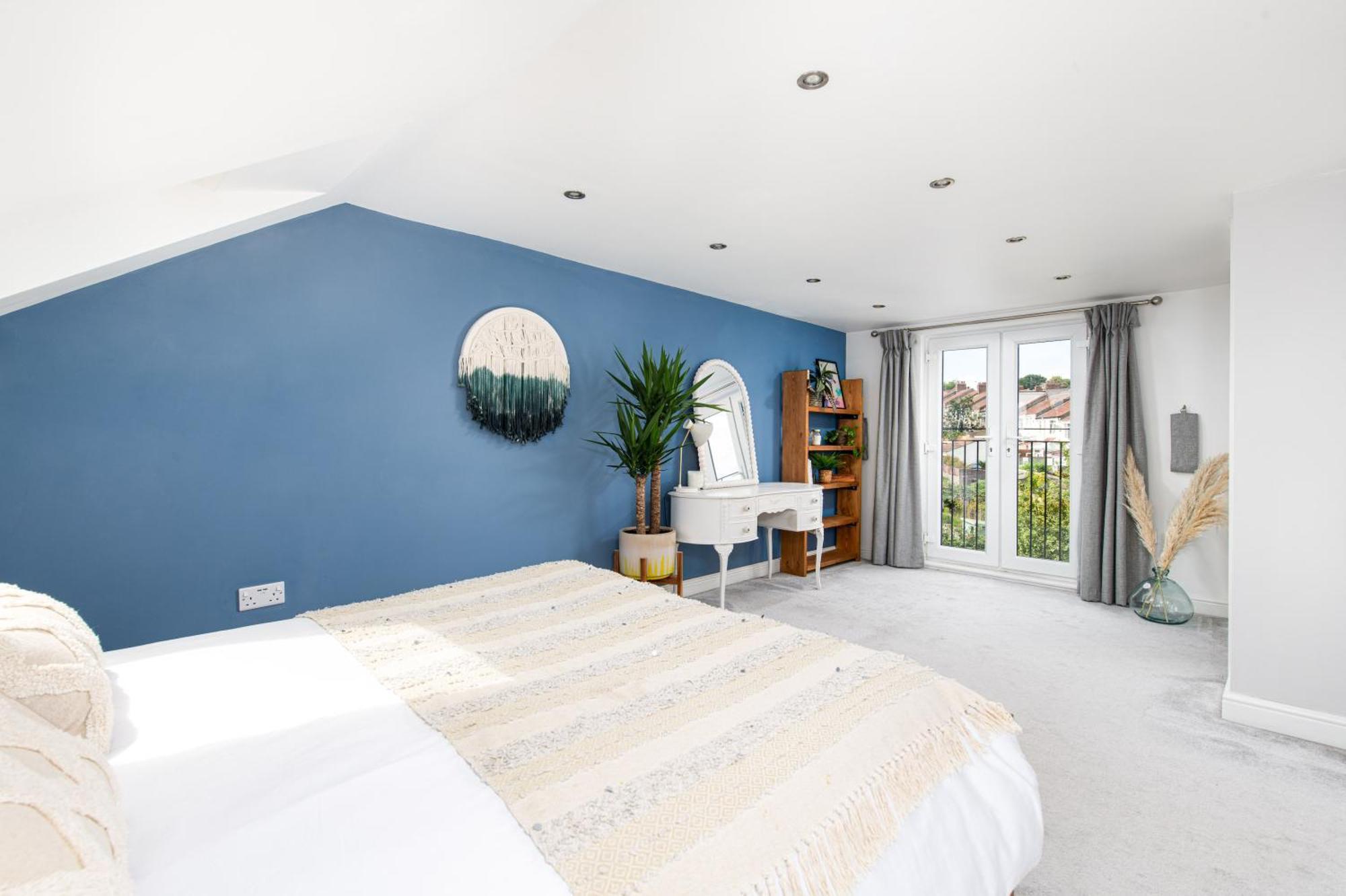 Charming Family Home With Stoves, Garden & Parking Bristol Buitenkant foto