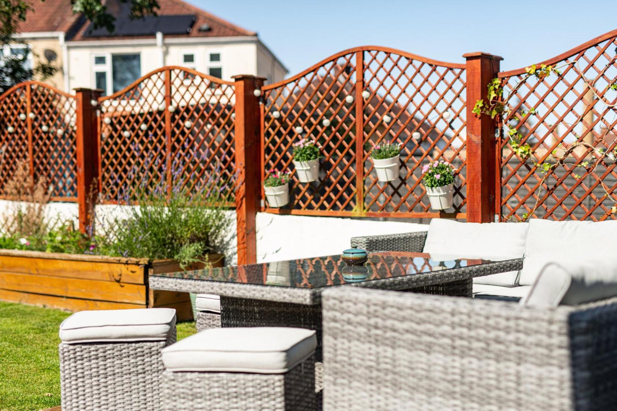 Charming Family Home With Stoves, Garden & Parking Bristol Buitenkant foto
